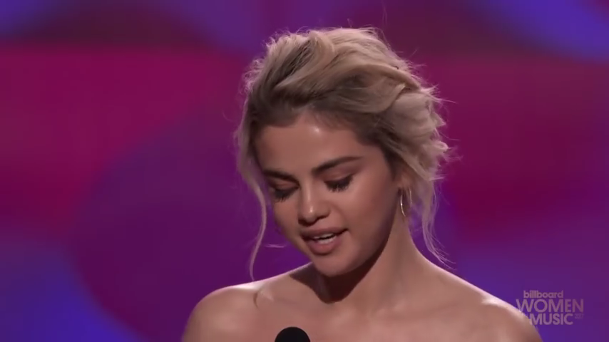 Selena_Gomez_Tearfully_Accepts_Woman_of_the_Year_Award_at_Billboard_s_Women_in_Music_2017_-_YouTube_28480p29_mp40226.png