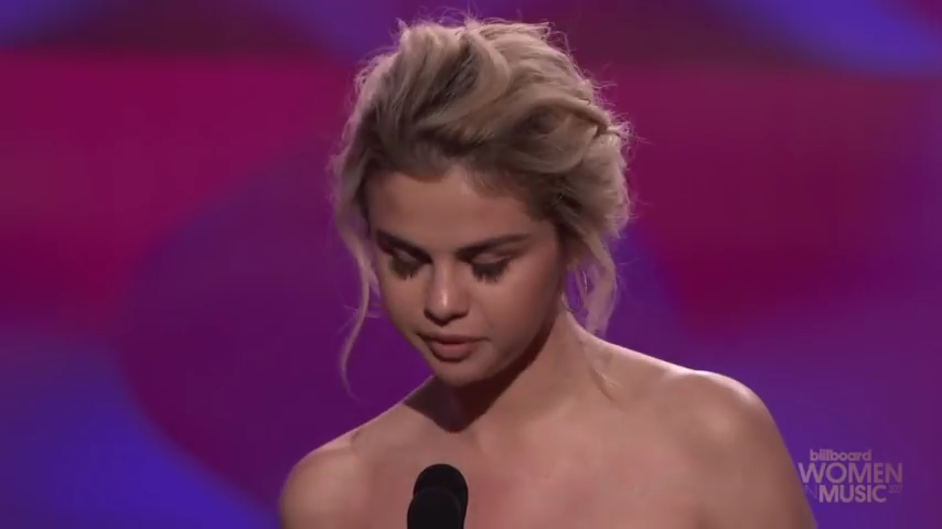Selena_Gomez_Tearfully_Accepts_Woman_of_the_Year_Award_at_Billboard_s_Women_in_Music_2017_-_YouTube_28480p29_mp40234.png
