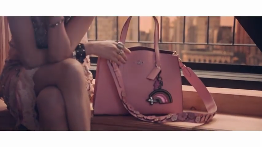 Selena_Gomez_for_Coach_Spring_2018_-_YouTube_28480p29_mp40046.png