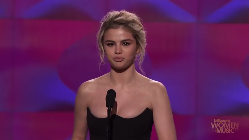 Selena_Gomez_Tearfully_Accepts_Woman_of_the_Year_Award_at_Billboard_s_Women_in_Music_2017_-_YouTube_28480p29_mp40057.png