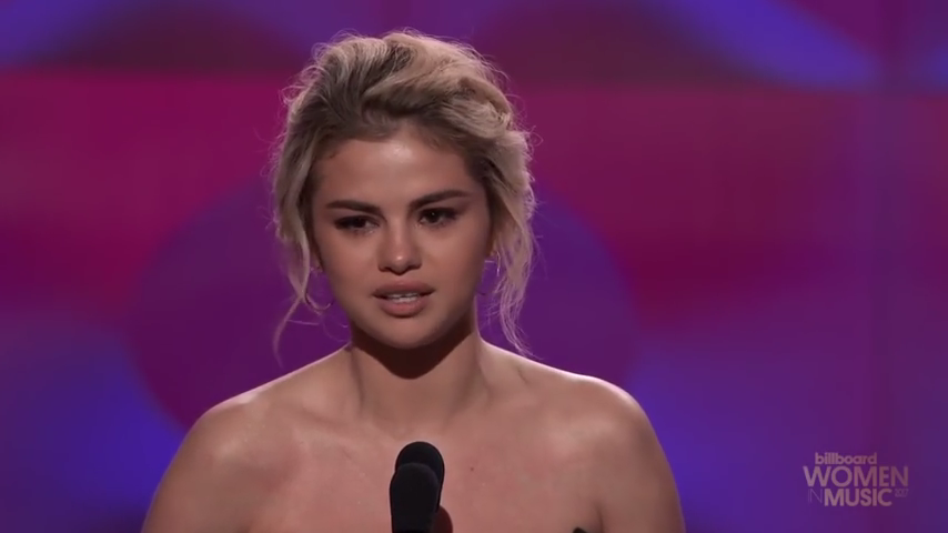 Selena_Gomez_Tearfully_Accepts_Woman_of_the_Year_Award_at_Billboard_s_Women_in_Music_2017_-_YouTube_28480p29_mp40097.png
