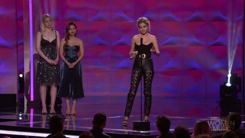 Selena_Gomez_Tearfully_Accepts_Woman_of_the_Year_Award_at_Billboard_s_Women_in_Music_2017_-_YouTube_28480p29_mp40107.png