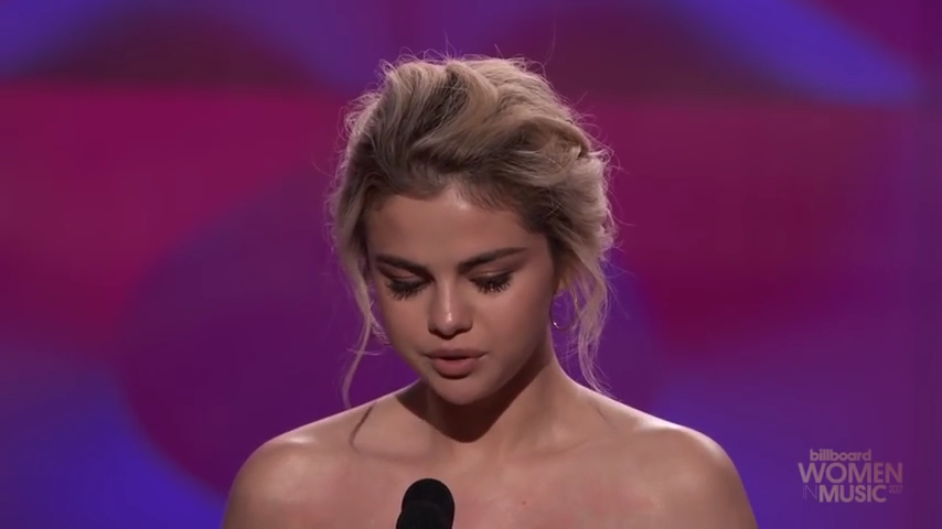 Selena_Gomez_Tearfully_Accepts_Woman_of_the_Year_Award_at_Billboard_s_Women_in_Music_2017_-_YouTube_28480p29_mp40139.png