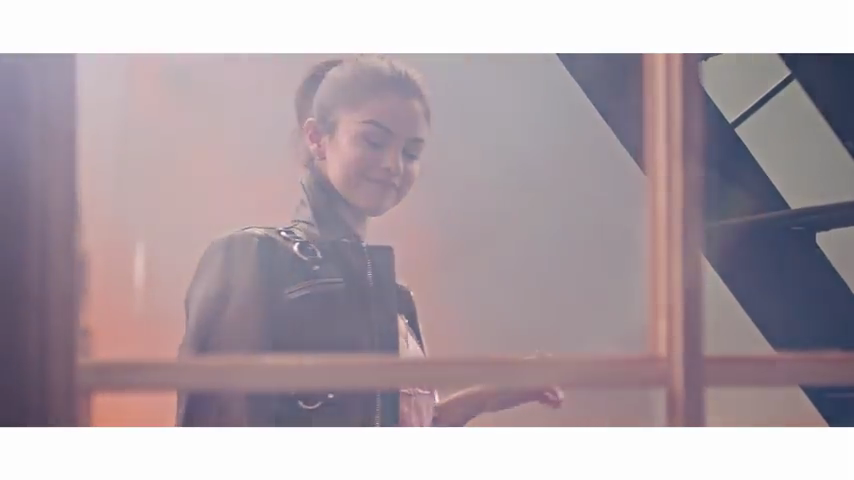 Selena_Gomez_for_Coach_Spring_2018_-_YouTube_28480p29_mp40027.png