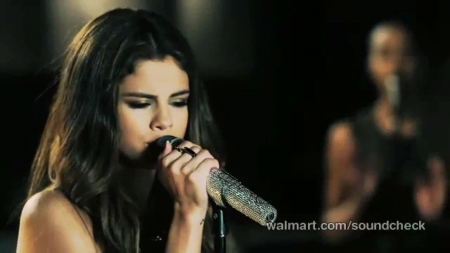 Selena_Gomez_Walmart_Soundcheck-_Come___Get_It_295.jpg