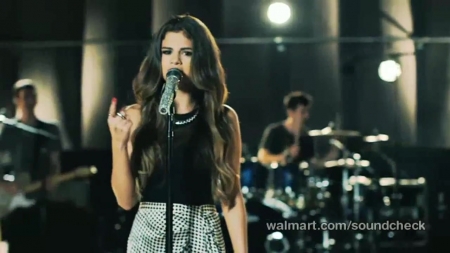 Selena_Gomez_Walmart_Soundcheck-_Who_Says_201.jpg