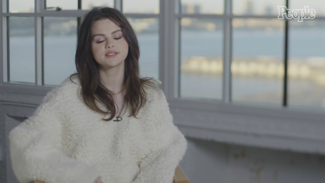 Selena_Gomez__I_Believe_in_the_Strength_of_Women___People_of_the_Year_2020___PEOPLE_-_YouTube_281080p29_mp40143.png
