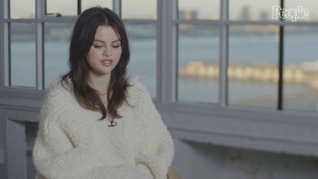 Selena_Gomez__I_Believe_in_the_Strength_of_Women___People_of_the_Year_2020___PEOPLE_-_YouTube_281080p29_mp40524.png