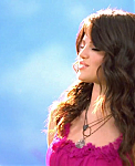 Selena_Gomez_-_Fly_to_Your_Heart_-_YouTube_28720p29_mp40027.png