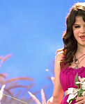 Selena_Gomez_-_Fly_to_Your_Heart_-_YouTube_28720p29_mp40089.png