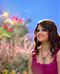 Selena_Gomez_-_Fly_to_Your_Heart_-_YouTube_28720p29_mp40171.png
