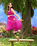 Selena_Gomez_-_Fly_to_Your_Heart_-_YouTube_28720p29_mp40198.png