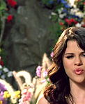 Selena_Gomez_-_Fly_to_Your_Heart_-_YouTube_28720p29_mp40246.png