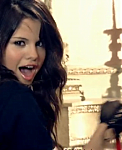 Selena_Gomez_-_Tell_Me_Something_I_Don_t_Know_-_YouTube_28480p29_mp40079.png