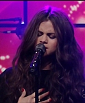 Selena_Gomez_Slow_Down_Live_with_Kelly_and_Michael_057.jpg