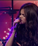 Selena_Gomez_Slow_Down_Live_with_Kelly_and_Michael_073.jpg