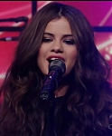 Selena_Gomez_Slow_Down_Live_with_Kelly_and_Michael_103.jpg