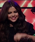 Selena_Gomez_Slow_Down_Live_with_Kelly_and_Michael_232.jpg