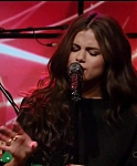 Selena_Gomez_Slow_Down_Live_with_Kelly_and_Michael_286.jpg