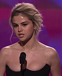 Selena_Gomez_Tearfully_Accepts_Woman_of_the_Year_Award_at_Billboard_s_Women_in_Music_2017_-_YouTube_28480p29_mp40069.png