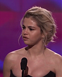 Selena_Gomez_Tearfully_Accepts_Woman_of_the_Year_Award_at_Billboard_s_Women_in_Music_2017_-_YouTube_28480p29_mp40080.png