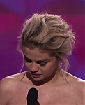 Selena_Gomez_Tearfully_Accepts_Woman_of_the_Year_Award_at_Billboard_s_Women_in_Music_2017_-_YouTube_28480p29_mp40101.png
