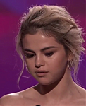 Selena_Gomez_Tearfully_Accepts_Woman_of_the_Year_Award_at_Billboard_s_Women_in_Music_2017_-_YouTube_28480p29_mp40210.png