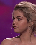 Selena_Gomez_Tearfully_Accepts_Woman_of_the_Year_Award_at_Billboard_s_Women_in_Music_2017_-_YouTube_28480p29_mp40214.png