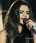 Selena_Gomez_Walmart_Soundcheck-_Come___Get_It_045.jpg