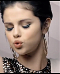 Selena_Gomez___The_Scene_-_Naturally_-_YouTube_28480p29_mp40611.png