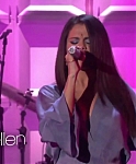 Selena_Performs__Come_and_Get_It__447.jpg