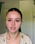 Selena_Gomez_s_Guide_to_the_Perfect_Cat_Eye___Beauty_Secrets___Vogue_-_YouTube_281080p29_mp40105.png