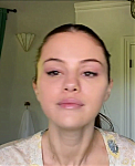 Selena_Gomez_s_Guide_to_the_Perfect_Cat_Eye___Beauty_Secrets___Vogue_-_YouTube_281080p29_mp40127.png