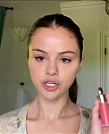 Selena_Gomez_s_Guide_to_the_Perfect_Cat_Eye___Beauty_Secrets___Vogue_-_YouTube_281080p29_mp40178.png