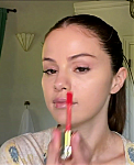 Selena_Gomez_s_Guide_to_the_Perfect_Cat_Eye___Beauty_Secrets___Vogue_-_YouTube_281080p29_mp40182.png