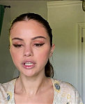 Selena_Gomez_s_Guide_to_the_Perfect_Cat_Eye___Beauty_Secrets___Vogue_-_YouTube_281080p29_mp40472.png