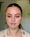 Selena_Gomez_s_Guide_to_the_Perfect_Cat_Eye___Beauty_Secrets___Vogue_-_YouTube_281080p29_mp40478.png