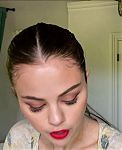 Selena_Gomez_s_Guide_to_the_Perfect_Cat_Eye___Beauty_Secrets___Vogue_-_YouTube_281080p29_mp40512.png