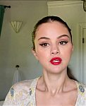 Selena_Gomez_s_Guide_to_the_Perfect_Cat_Eye___Beauty_Secrets___Vogue_-_YouTube_281080p29_mp40514.png