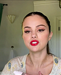 Selena_Gomez_s_Guide_to_the_Perfect_Cat_Eye___Beauty_Secrets___Vogue_-_YouTube_281080p29_mp40517.png