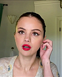 Selena_Gomez_s_Guide_to_the_Perfect_Cat_Eye___Beauty_Secrets___Vogue_-_YouTube_281080p29_mp40527.png