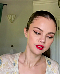 Selena_Gomez_s_Guide_to_the_Perfect_Cat_Eye___Beauty_Secrets___Vogue_-_YouTube_281080p29_mp40534.png