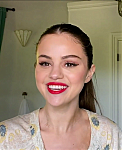 Selena_Gomez_s_Guide_to_the_Perfect_Cat_Eye___Beauty_Secrets___Vogue_-_YouTube_281080p29_mp40557.png