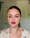 Selena_Gomez_s_Guide_to_the_Perfect_Cat_Eye___Beauty_Secrets___Vogue_-_YouTube_281080p29_mp40558.png