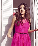 SELENA_GOMEZ_-_BACK_TO_SCHOOL_-__FIRSTDAYLOOK_720p_28Video_Only29_370.jpg