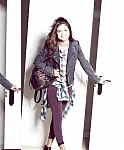 SELENA_GOMEZ_-__FIRSTDAYLOOK_-_FLANNELS_720p_28Video_Only29_44.jpg