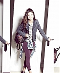 SELENA_GOMEZ_-__FIRSTDAYLOOK_-_FLANNELS_720p_28Video_Only29_46.jpg