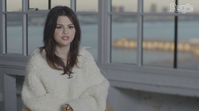 Selena_Gomez__I_Believe_in_the_Strength_of_Women___People_of_the_Year_2020___PEOPLE_-_YouTube_281080p29_mp40083.png