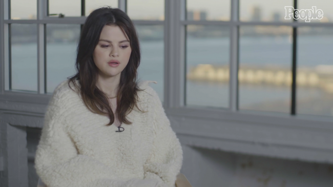 Selena_Gomez__I_Believe_in_the_Strength_of_Women___People_of_the_Year_2020___PEOPLE_-_YouTube_281080p29_mp40589.png