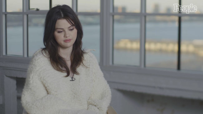 Selena_Gomez__I_Believe_in_the_Strength_of_Women___People_of_the_Year_2020___PEOPLE_-_YouTube_281080p29_mp40594.png